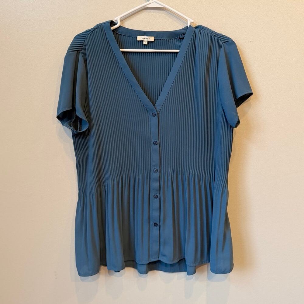 Pleione Women's Pleated Button Up Short Sleeve Top Blue Size M